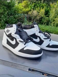 Nike Dunk low black & white