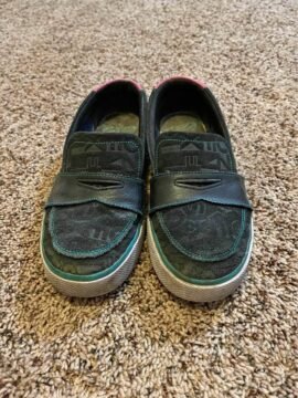 Nike - women’s Size 8.5 - Balsa Loafers - Black Slip On Shoes / Slides