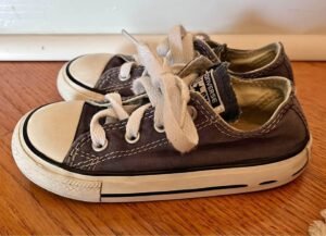 converse gray blue boys girls size 8 flat sneakers laces shoes canvas