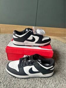 Nike dunk low panda